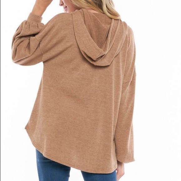 Button sweatshirt - Picture 2 of 2